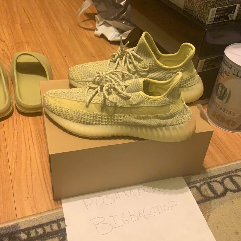 Yeezy 350 antlia overseas release